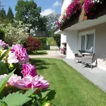 Haus Regenbogen *