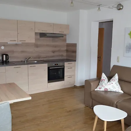 Haus Regenbogen بيرتيساو