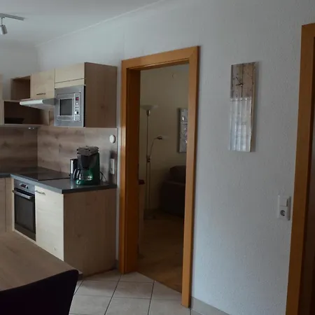 Haus Regenbogen شقة بيرتيساو